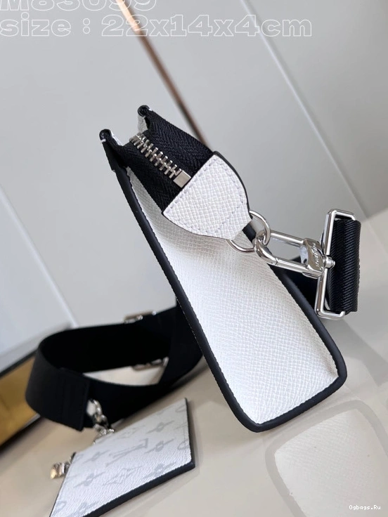 Gaston Wallet Wearable -22*14.5*4.5CM VUITTON LOUIS 0411